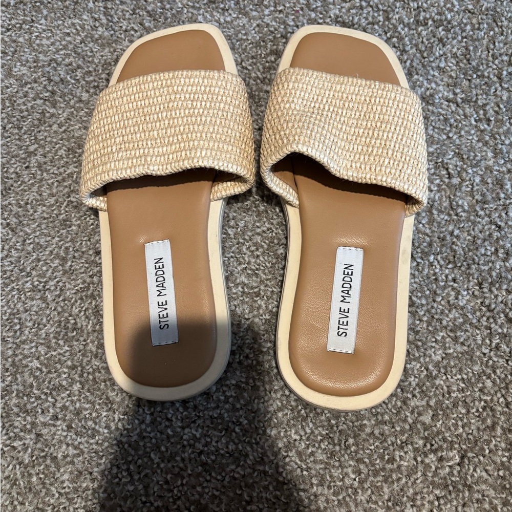 WOMENS SANDALS